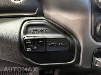 2019 Ram 2500 Big Horn Extended Crew Cab Medium Bed – miniatura 14