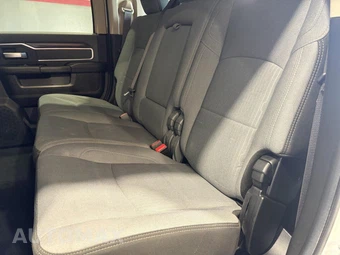 2019 Ram 2500 Big Horn Extended Crew Cab Medium Bed – miniatura 16