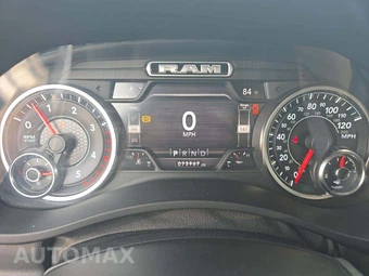 2019 Ram 2500 Laramie Crew Cab Long Bed - miniatura 9