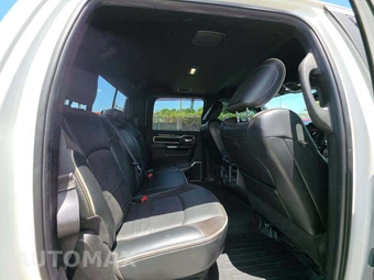 2019 Ram 2500 Laramie Crew Cab Medium Bed - miniatura 13