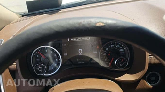 2019 Ram 2500 Laramie Crew Cab Medium Bed - miniatura 21