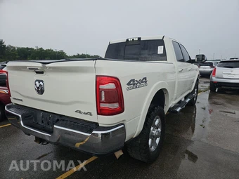 2019 Ram 2500 Laramie Crew Cab Medium Bed - miniatura 4