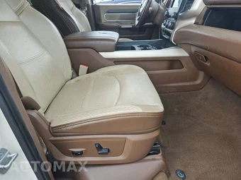 2019 Ram 2500 Laramie Crew Cab Medium Bed - miniatura 8