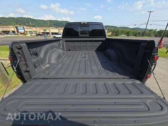2019 Ram 2500 Laramie Crew Cab Medium Bed - miniatura 13
