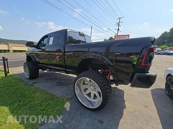 2019 Ram 2500 Laramie Crew Cab Medium Bed - miniatura 2