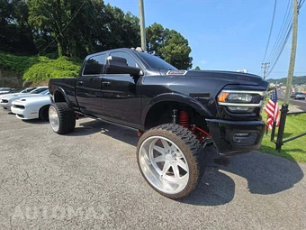 2019 Ram 2500 Laramie Crew Cab Medium Bed - miniatura 4
