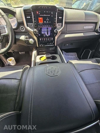 2019 Ram 2500 Laramie Crew Cab Medium Bed - miniatura 10