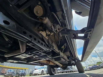 2019 Ram 2500 Laramie Crew Cab Medium Bed - miniatura 7