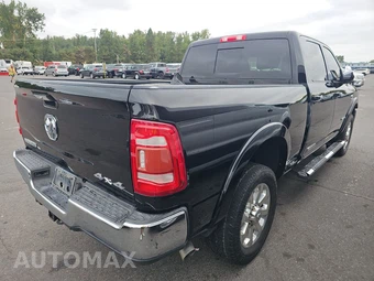 2019 Ram 2500 Laramie Crew Cab Medium Bed - miniatura 4
