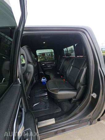 2019 Ram 2500 Laramie Crew Cab Medium Bed - miniatura 10
