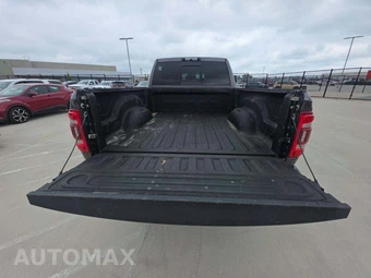 2019 Ram 2500 Laramie Crew Cab Medium Bed - miniatura 11