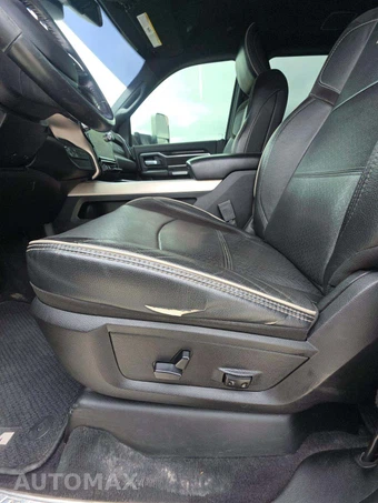 2019 Ram 2500 Laramie Crew Cab Medium Bed - miniatura 18