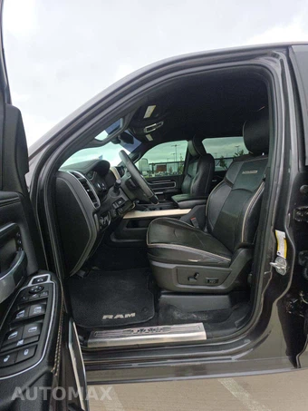 2019 Ram 2500 Laramie Crew Cab Medium Bed - miniatura 3