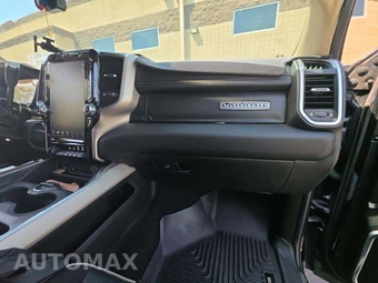 2019 Ram 2500 Laramie Crew Cab Medium Bed - miniatura 19