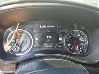 2019 Ram 2500 Laramie Crew Cab Medium Bed - miniatura 9