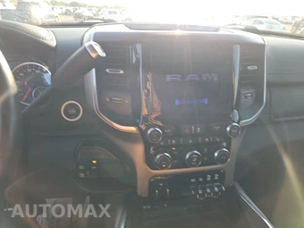 2019 Ram 2500 Laramie Extended Crew Cab Medium Bed - miniatura 17