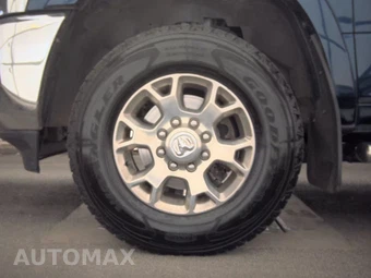 2019 Ram 2500 Laramie Extended Crew Cab Medium Bed - miniatura 9
