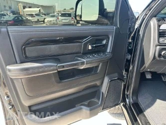 2019 Ram 2500 Laramie Extended Crew Cab Medium Bed - miniatura 15