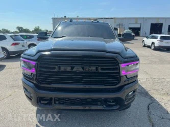 2019 Ram 2500 Laramie Extended Crew Cab Medium Bed - miniatura 3