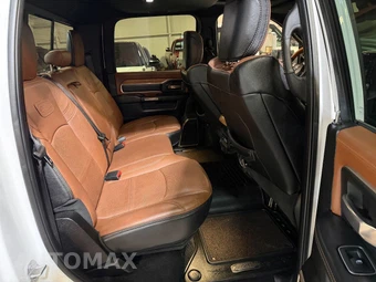 2019 Ram 2500 Laramie Longhorn Crew Cab Medium Bed - miniatura 7