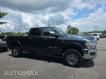 2019 Ram 2500 Laramie Longhorn Crew Cab Medium Bed - miniatura 4