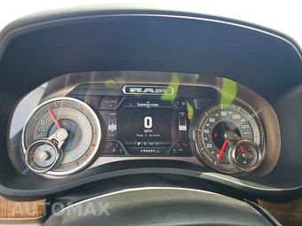 2019 Ram 2500 Laramie Longhorn Crew Cab Medium Bed - miniatura 12