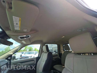 2019 Ram 2500 Limited Crew Cab Medium Bed – miniatura 11