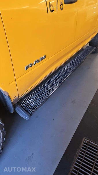 2019 Ram 2500 Tradesman Crew Cab Medium Bed – miniatura 31