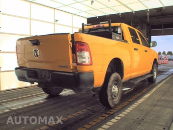 2019 Ram 2500 Tradesman Crew Cab Medium Bed – miniatura 4
