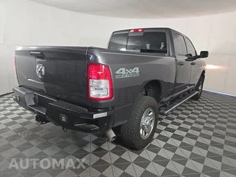2019 Ram 2500 Tradesman Crew Cab Medium Bed - miniatura 4