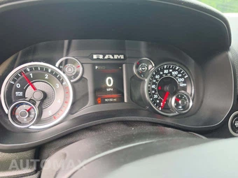 2019 Ram 2500 Tradesman Crew Cab Medium Bed - miniatura 9