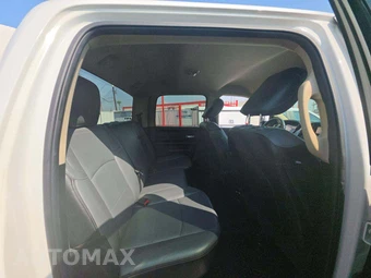 2019 Ram 2500 Tradesman Crew Cab Medium Bed - miniatura 16