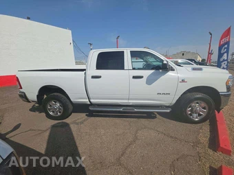 2019 Ram 2500 Tradesman Crew Cab Medium Bed - miniatura 4