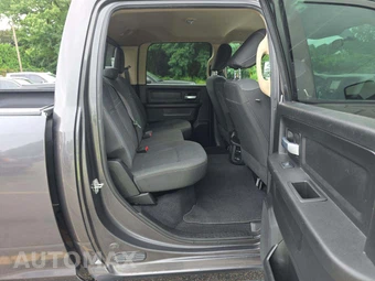2019 Ram 2500 Tradesman Crew Cab Medium Bed - miniatura 16