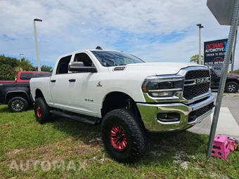 2019 Ram 2500 Tradesman Crew Cab Medium Bed - miniatura 4