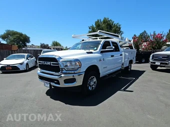 2019 Ram 3500 Cab Chassis Tradesman Crew Cab