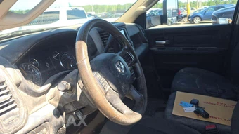 2019 Ram 3500 Cab Chassis Tradesman Crew Cab DRW - miniatura 19