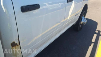 2019 Ram 3500 Cab Chassis Tradesman Crew Cab DRW - miniatura 25