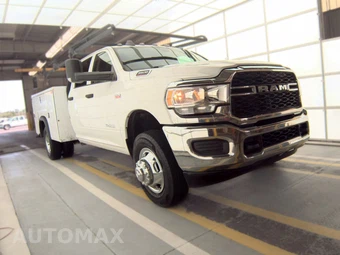 2019 Ram 3500 Cab Chassis Tradesman Crew Cab DRW - miniatura 3