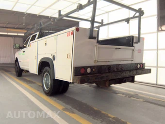 2019 Ram 3500 Cab Chassis Tradesman Crew Cab DRW - miniatura 6