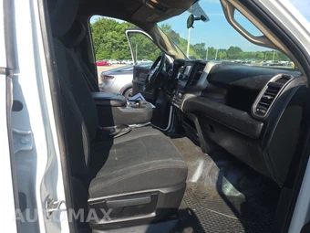 2019 Ram 3500 Cab Chassis Tradesman Crew Cab DRW - miniatura 8