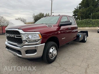 2019 Ram 3500 Cab Chassis Tradesman Crew Cab DRW - miniatura 5