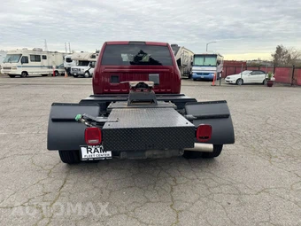 2019 Ram 3500 Cab Chassis Tradesman Crew Cab DRW - miniatura 8