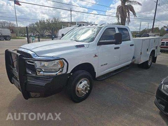 2019 Ram 3500 Cab Chassis Tradesman Crew Cab DRW