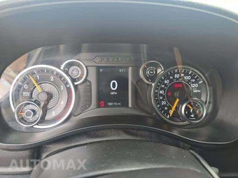 2019 Ram 3500 Cab Chassis Tradesman Crew Cab DRW - miniatura 9