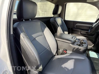 2019 Ram 3500 Cab Chassis Tradesman Regular Cab DRW - miniatura 10