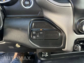 2019 Ram 3500 Cab Chassis Tradesman Regular Cab DRW - miniatura 31