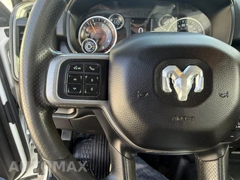 2019 Ram 3500 Cab Chassis Tradesman Regular Cab DRW - miniatura 36