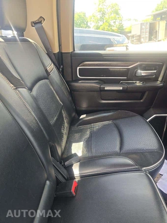 2019 Ram 3500 Laramie Crew Cab Long Bed - miniatura 25