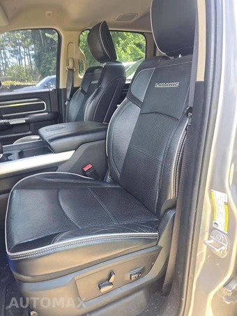 2019 Ram 3500 Laramie Crew Cab Long Bed - miniatura 6